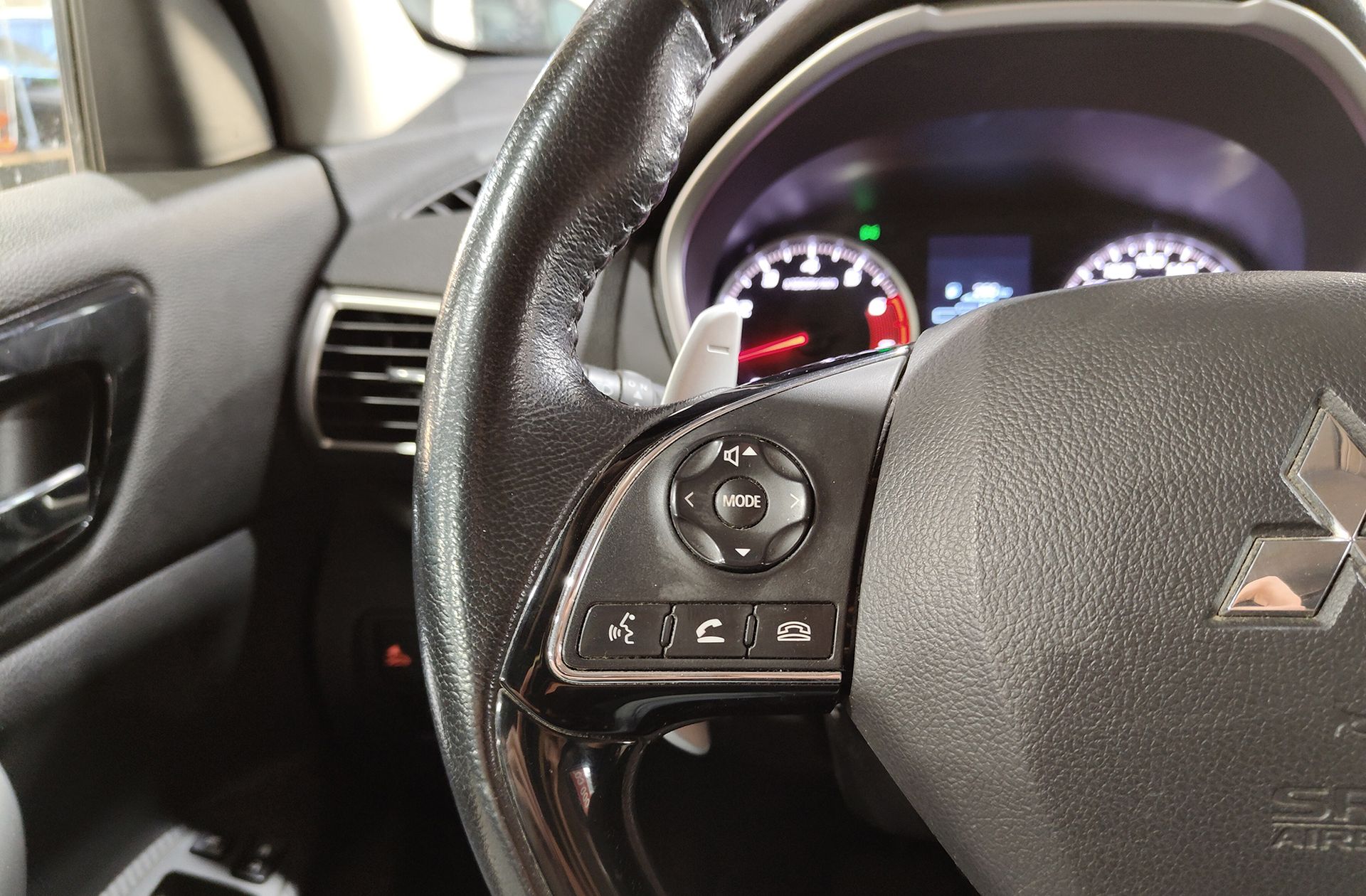 Mitsubishi Eclipse Cross 150T Motion 2WD CVT - foto 24