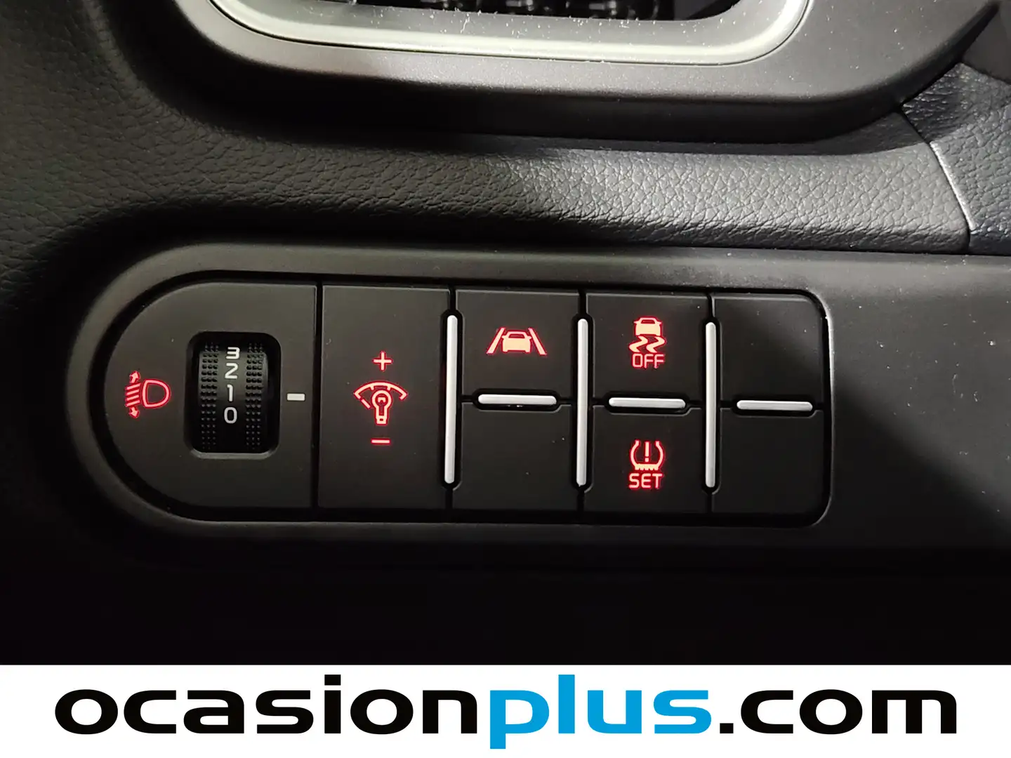 Foto KIA XCeed Kia XCeed 1.5 MHEV iMT Drive (160 CV)