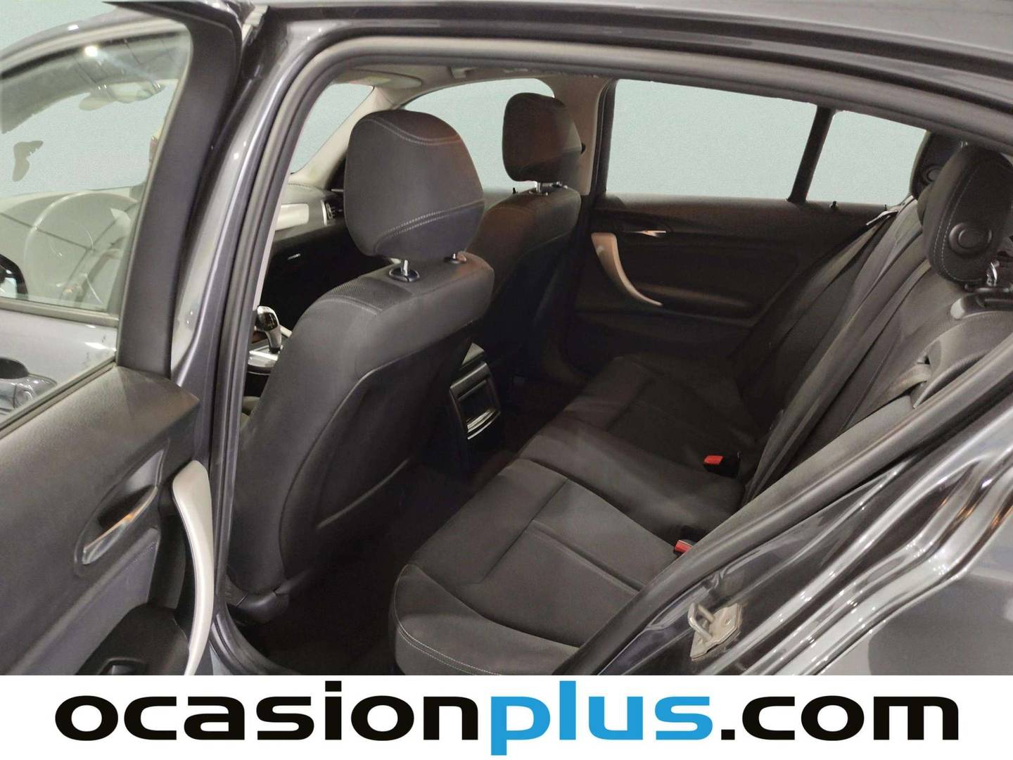Foto asientos traseros BMW Serie 1 BMW Serie 1 118i (136 CV)