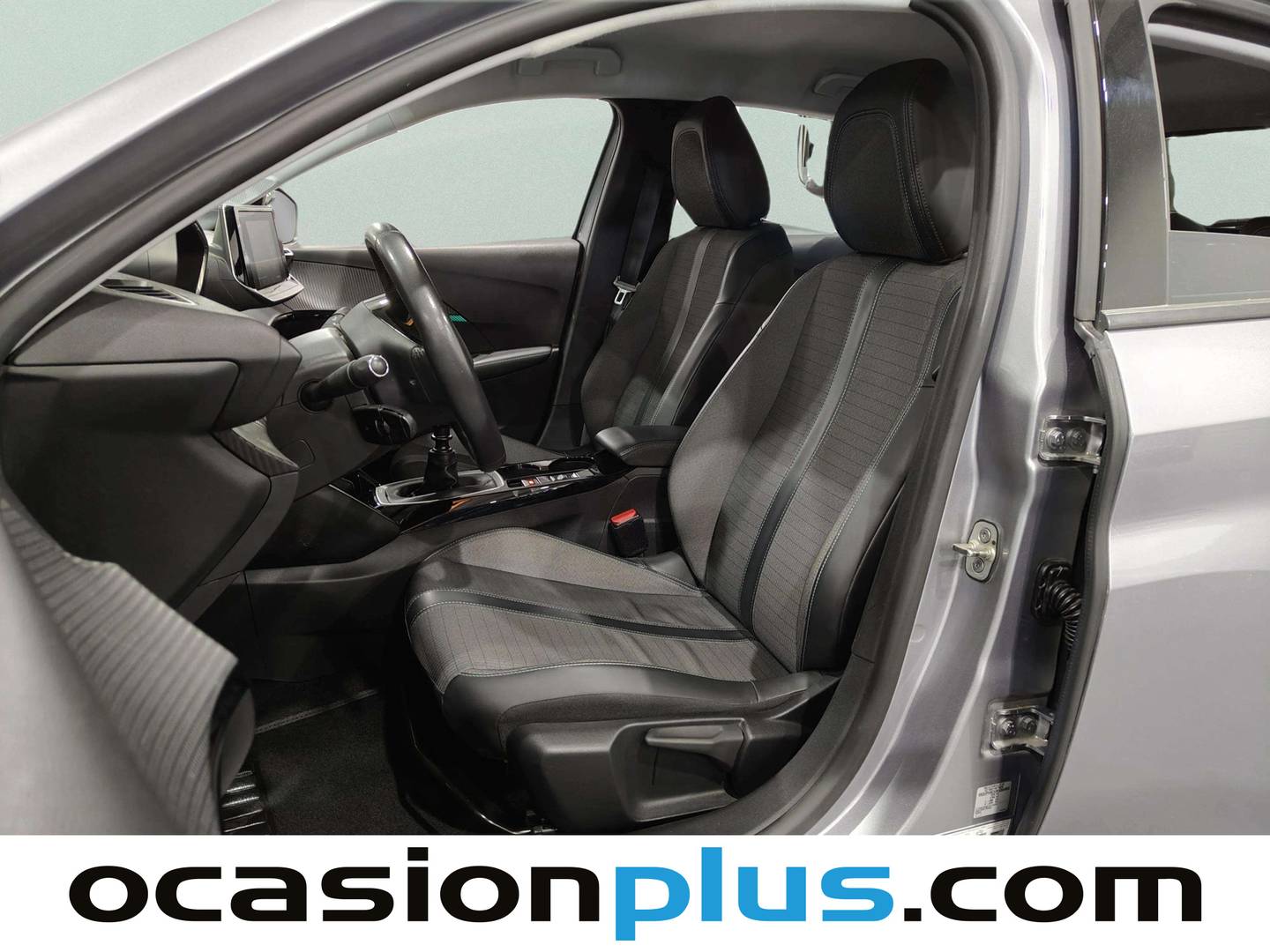 Foto asientos traseros Peugeot 208 Peugeot 208 PureTech 100 Allure (100 CV)