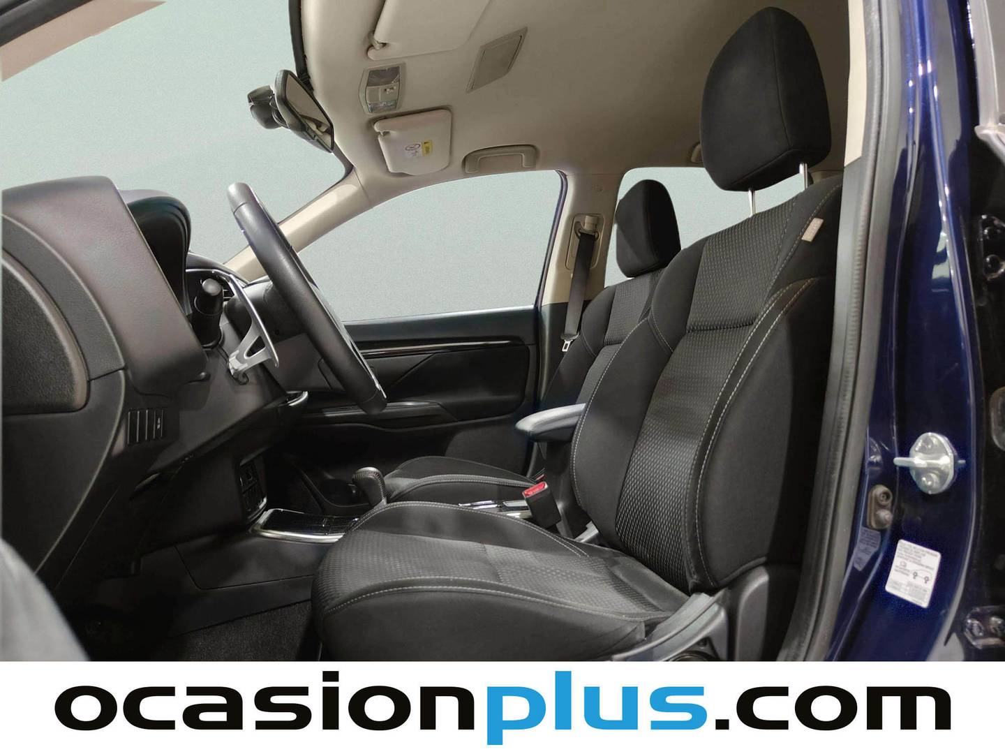 Mitsubishi Outlander Mitsubishi Outlander 200 MPI Motion 2WD CVT (150 CV) 7 Plazas 150cv