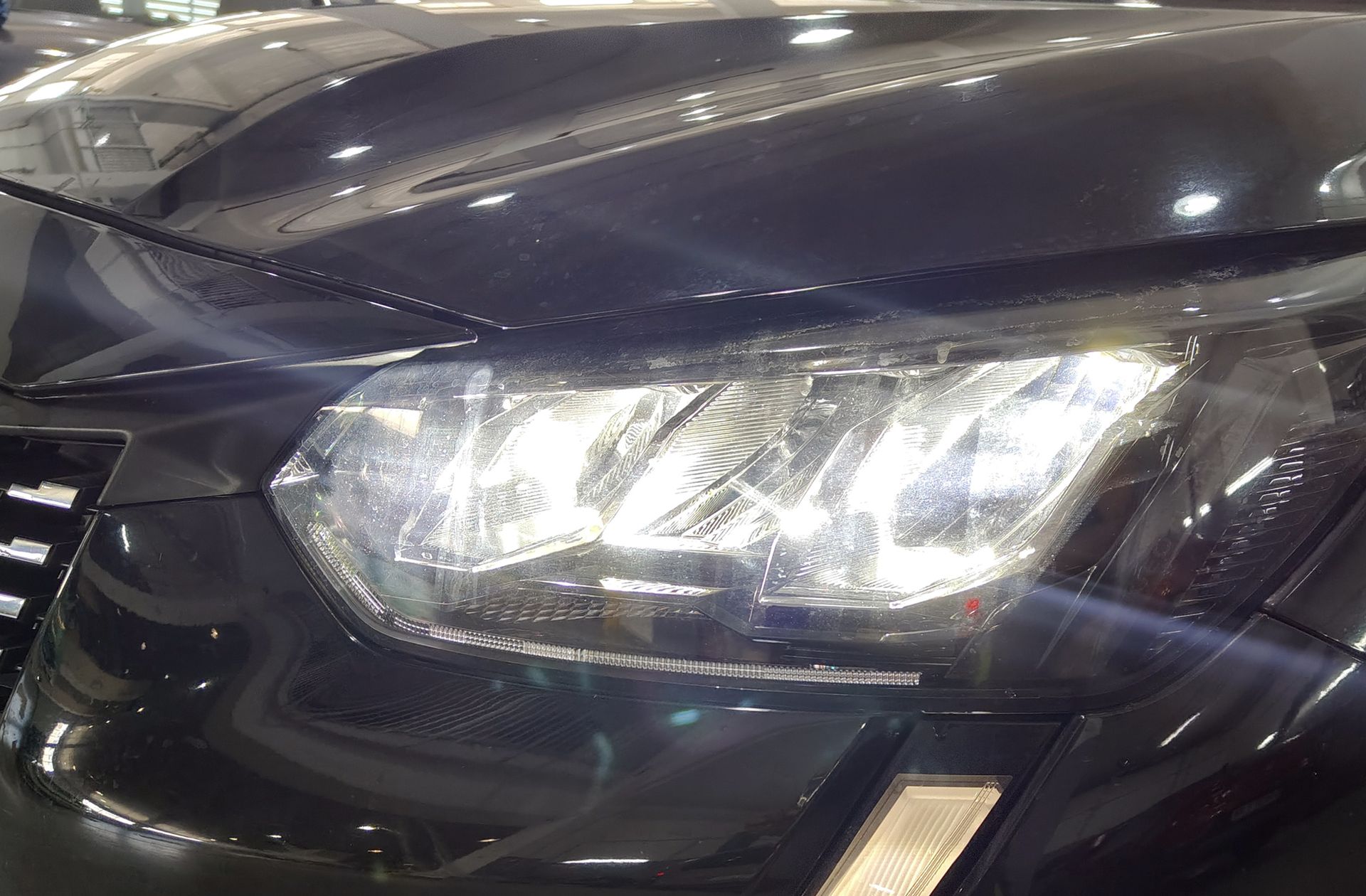 Peugeot 208 PureTech 100 Allure - foto 13