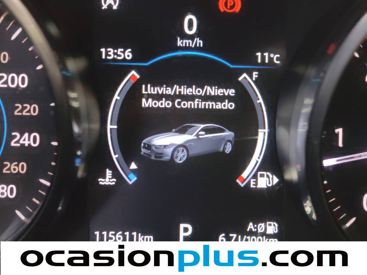 Foto Jaguar XE Jaguar XE 2.0 Diesel Pure RWD Auto  (180 CV)
