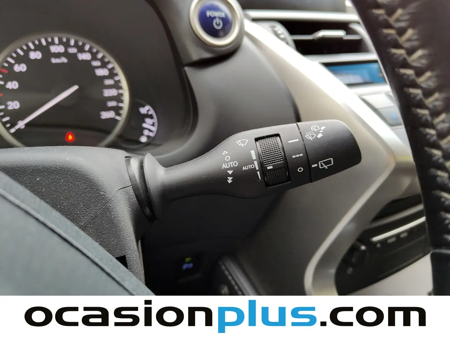 Foto Lexus NX Lexus NX 300h Corporate 2WD + Navibox (197 CV)