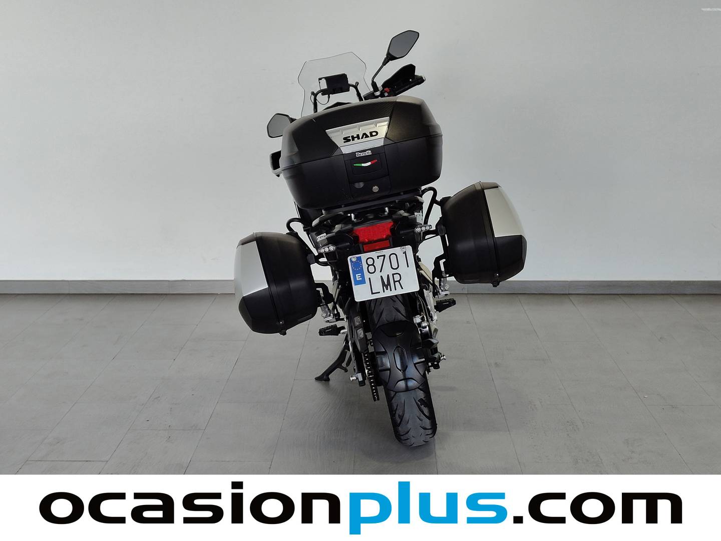 Foto trasera Benelli TRK 502 Benelli TRK 502 (48 CV) derecha