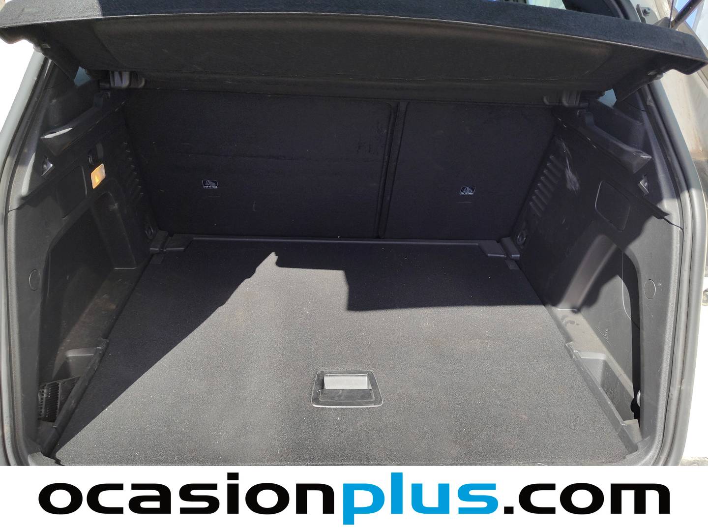 Foto Peugeot 3008 Peugeot 3008 BlueHDi 130 S&S Active Pack EAT8 (130 CV)