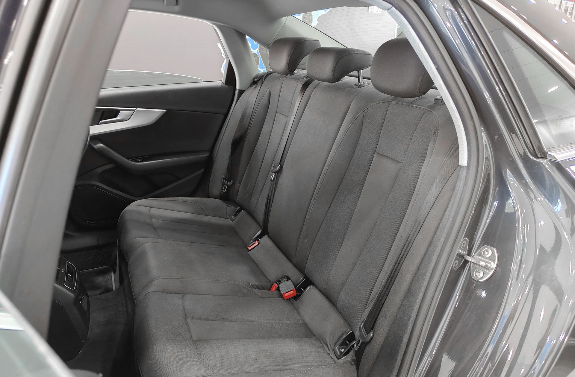 Audi A4 S line edition 2.0 TDI S tronic - foto 12