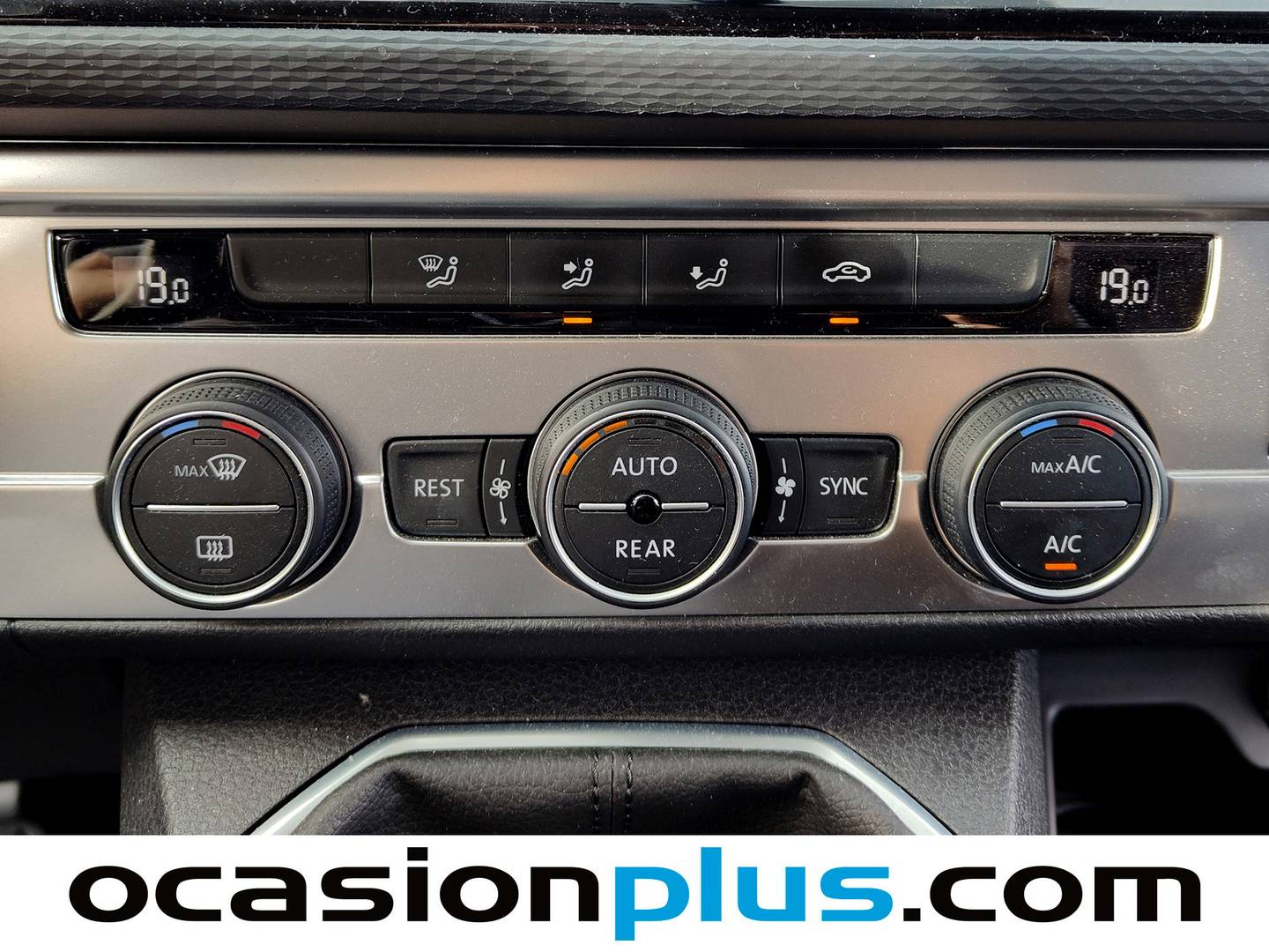 Acabados Volkswagen California Volkswagen California Beach Tour 2.0 TDI BMT (150 CV) 5 Plazas