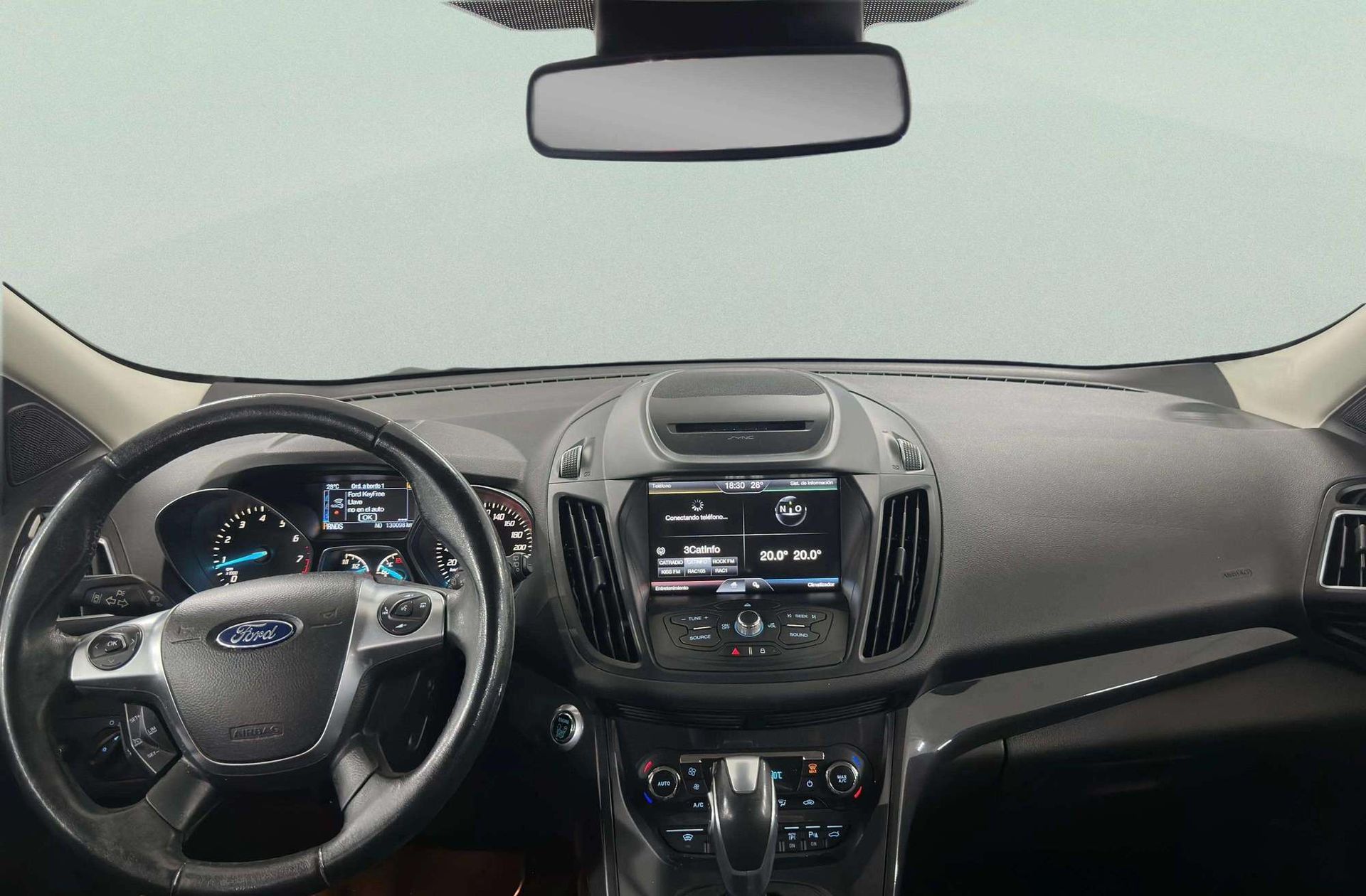 Ford Kuga 1.5 EcoBoost Titanium 4x4 - foto 6