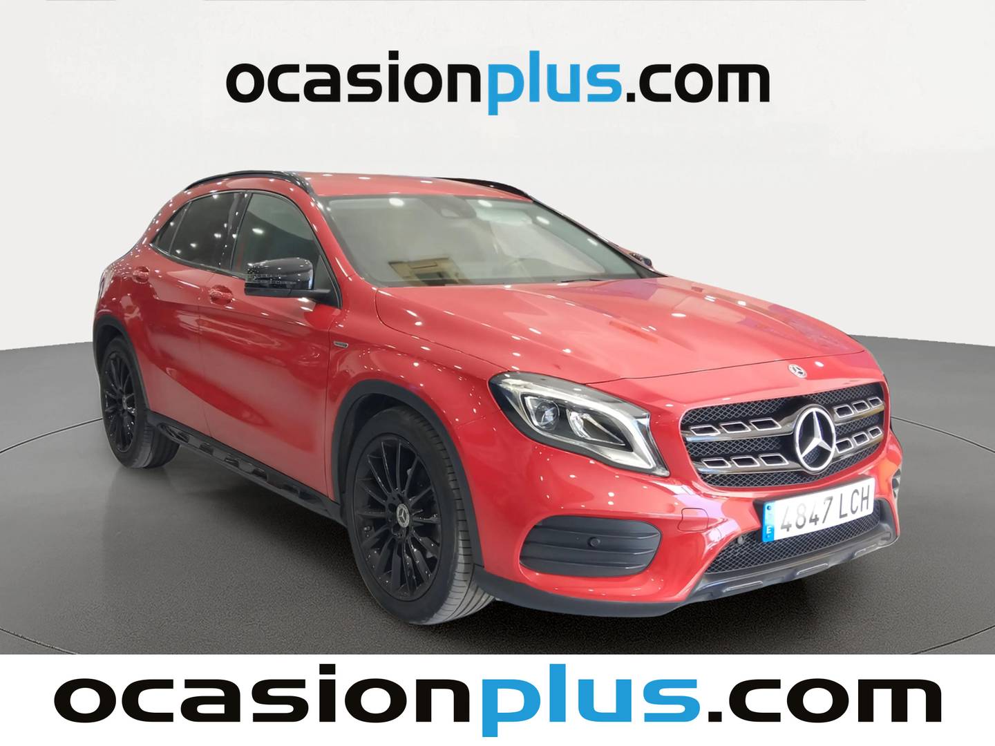Foto delantera Mercedes GLA Mercedes-Benz GLA 180 (122 CV) derecha