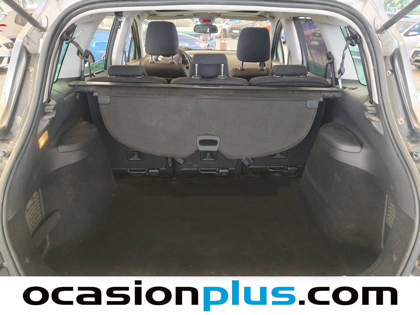 Fotos maletero Peugeot 308 Peugeot 308 SW 1.6 e-HDI Blue Lion Active FAP (115 CV)