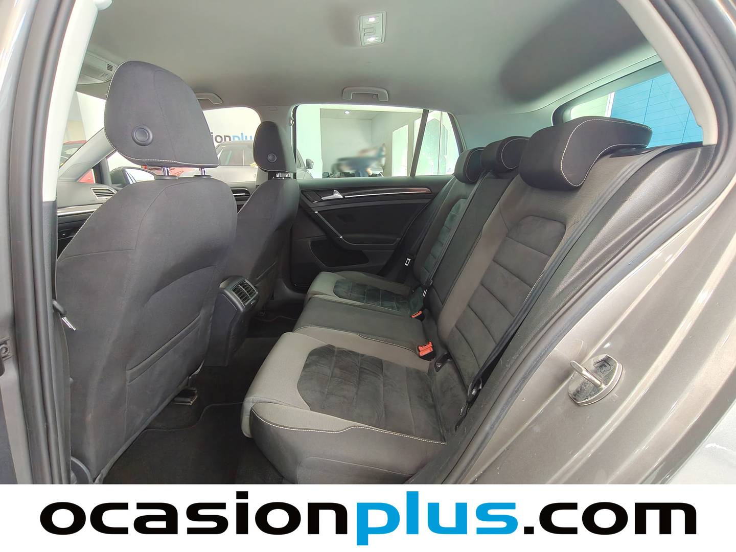 Foto asientos traseros Volkswagen Golf Volkswagen Golf Sport 1.6 TDI BMT (110 CV) DSG Pack R-Line