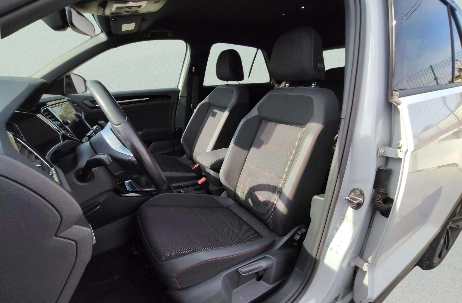 Volkswagen T-Roc Sport 1.5 TSI - foto 14