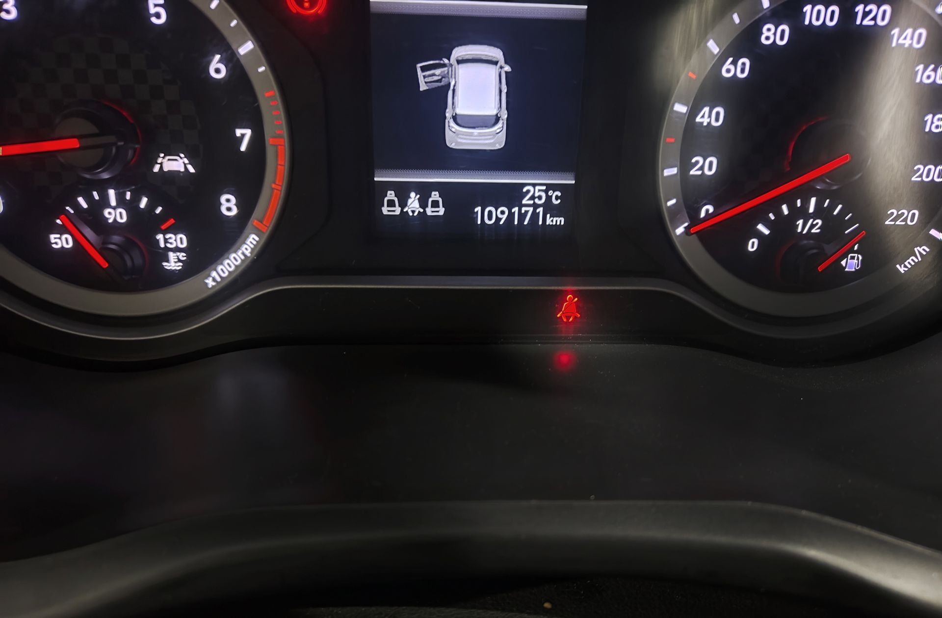 Hyundai i10 1.0 Klass - foto 8