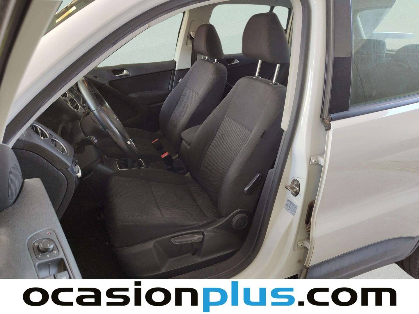 Foto asientos delanteros Volkswagen Tiguan Volkswagen Tiguan T1 2.0 TDI BMT 4x2 (110 CV)