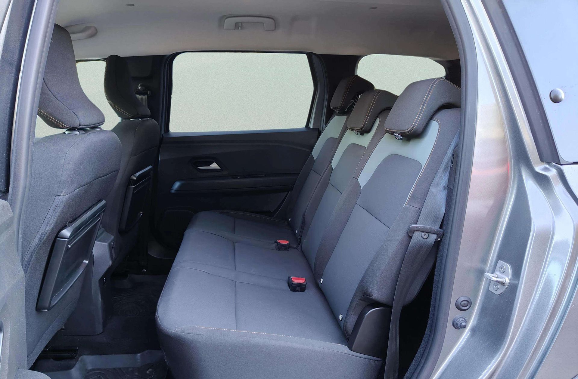 Dacia Jogger Extreme Hybrid 7 plazas - foto 14