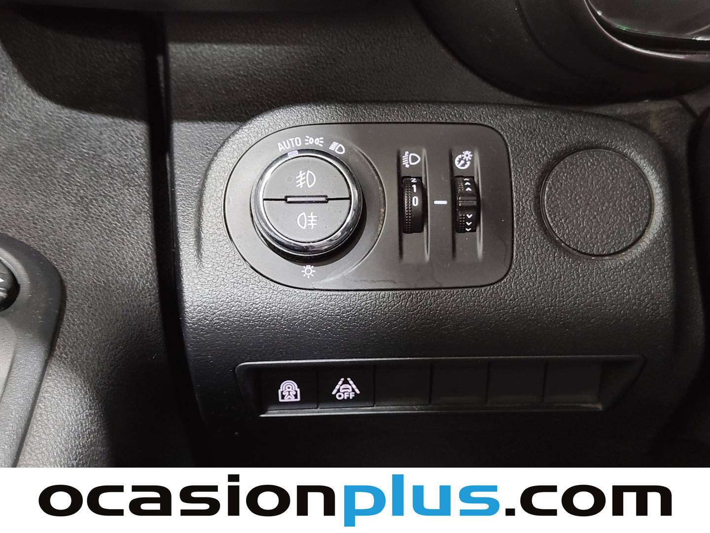 Foto Opel Combo Life Opel Combo Life 1.5 TD Business Edition Plus L1  (102 CV)