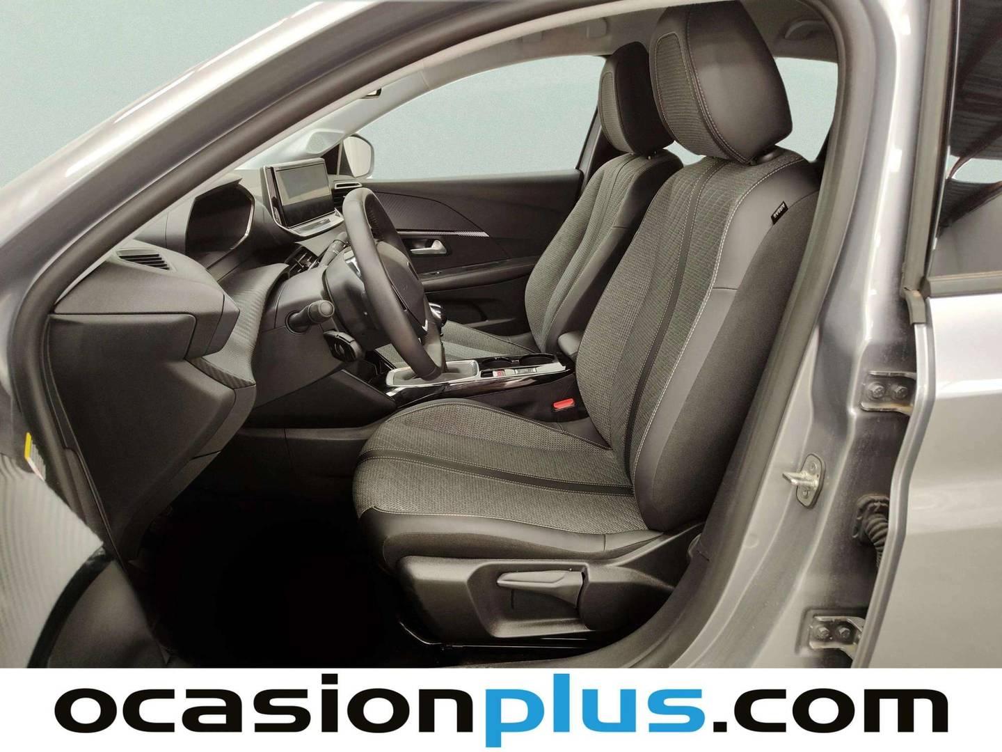 Foto asientos delanteros Peugeot 208 Peugeot 208 PureTech 100 Allure (100 CV)