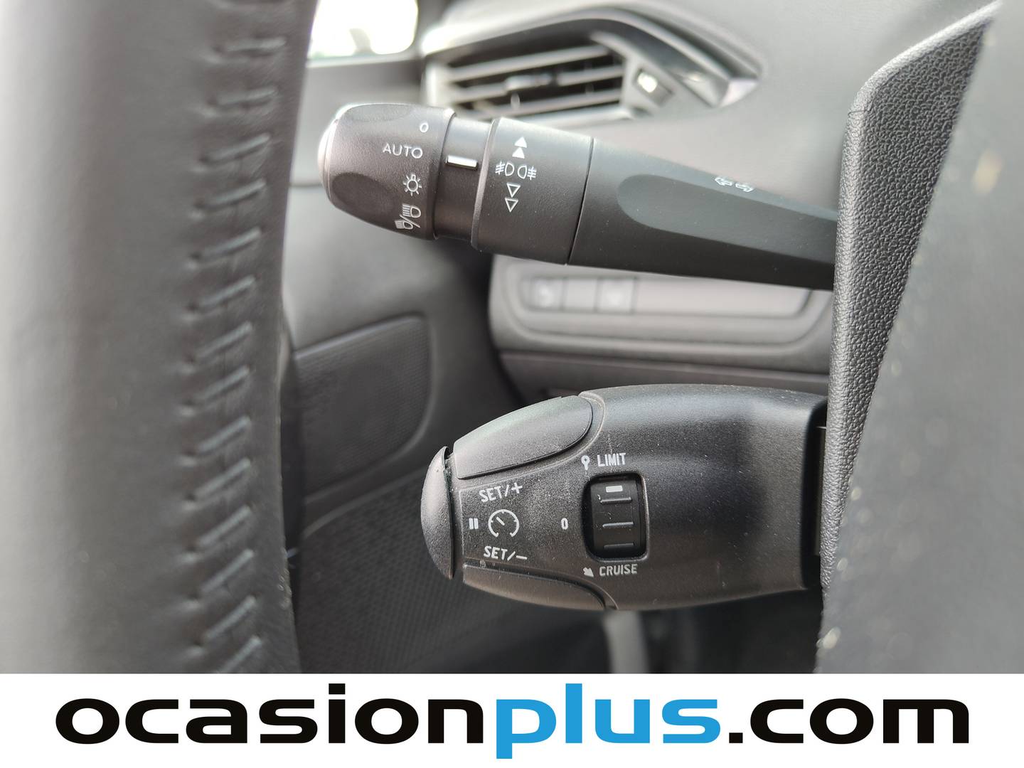 Accesorios del Peugeot 208 Peugeot 208 PureTech Signature (82 CV)