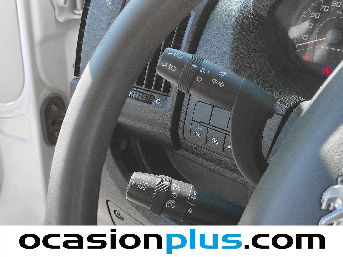 Foto Peugeot Boxer Peugeot Boxer Furgon BlueHDi 330 L1 H1 Pack  (120 CV)