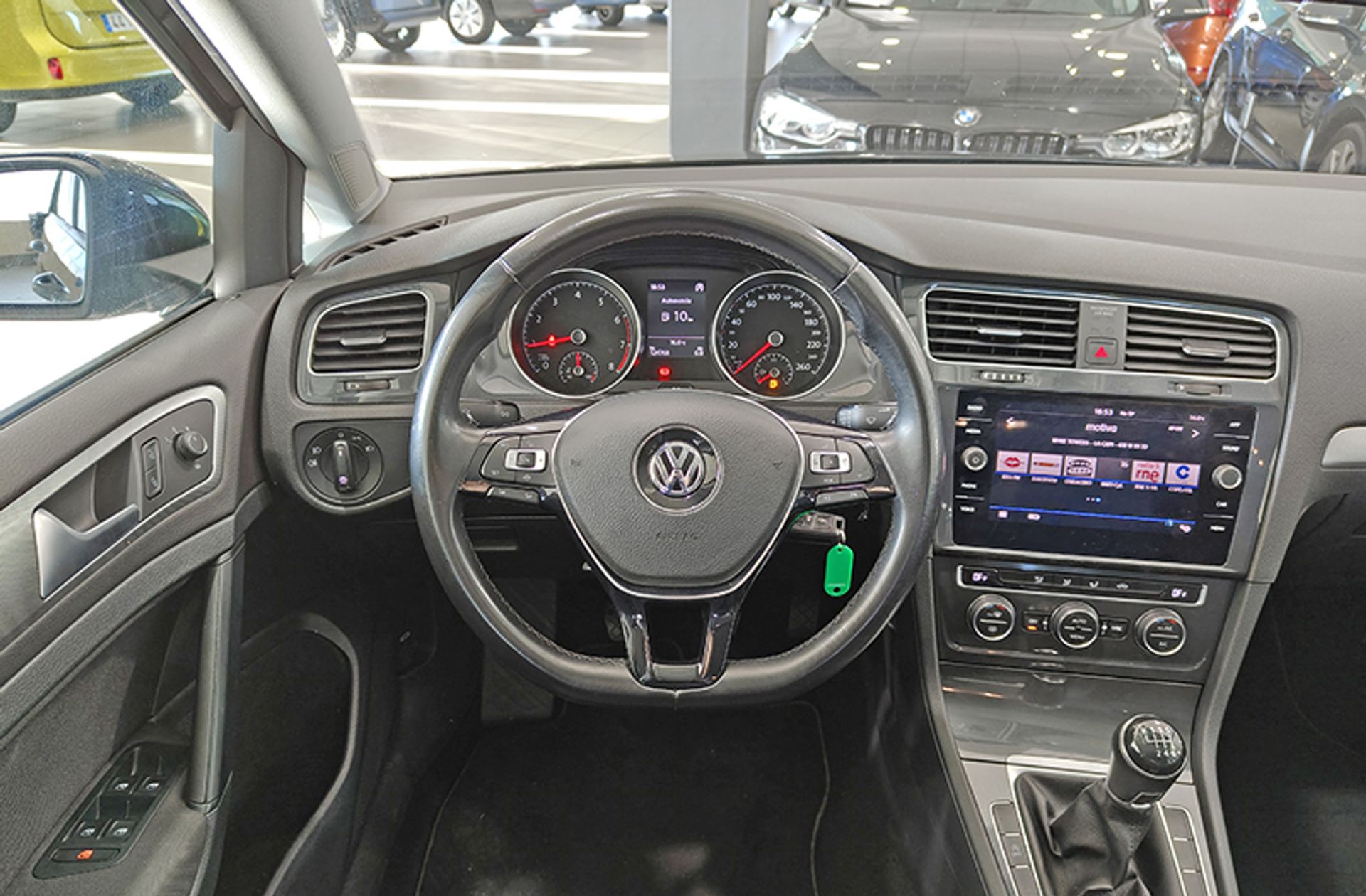 Volkswagen Golf Business 1.0 TSI - foto 20