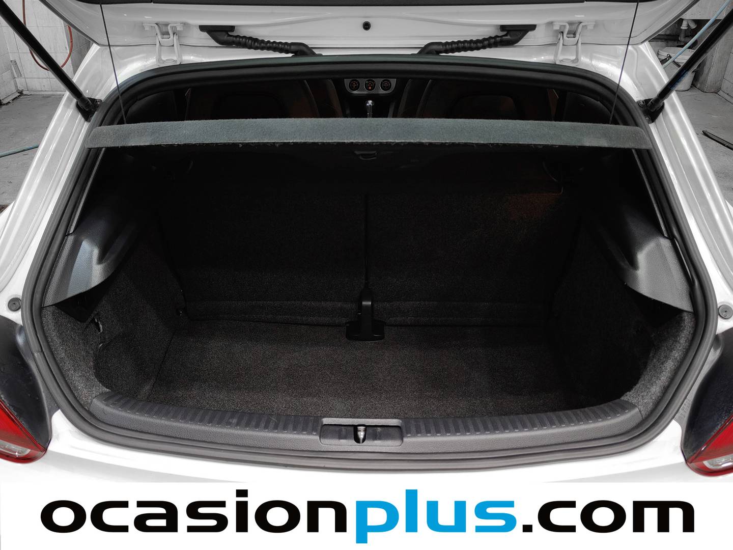 Foto Volkswagen Scirocco Volkswagen Scirocco 2.0 TSI DSG (200 CV)