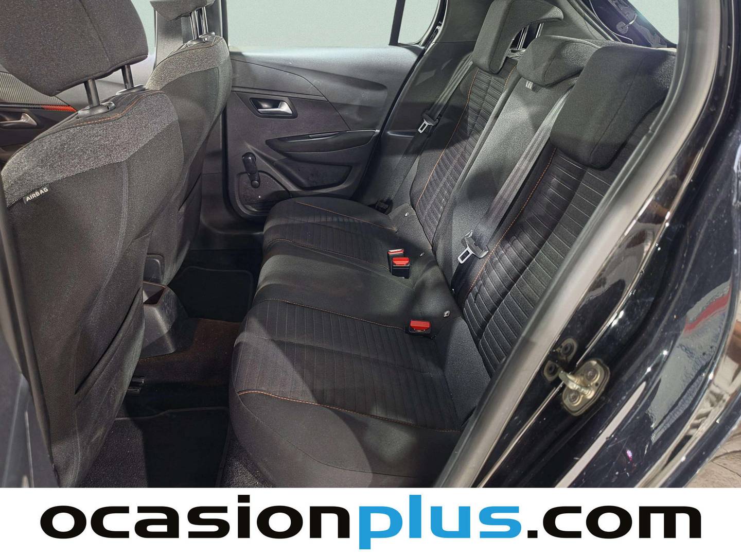 Foto asientos traseros Peugeot 208 Peugeot 208 PureTech 75 S&S Active (75 CV)