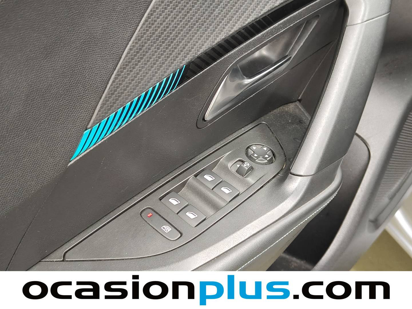 Foto Peugeot 2008 Peugeot 2008 PureTech 100 S&S Allure (100 CV)