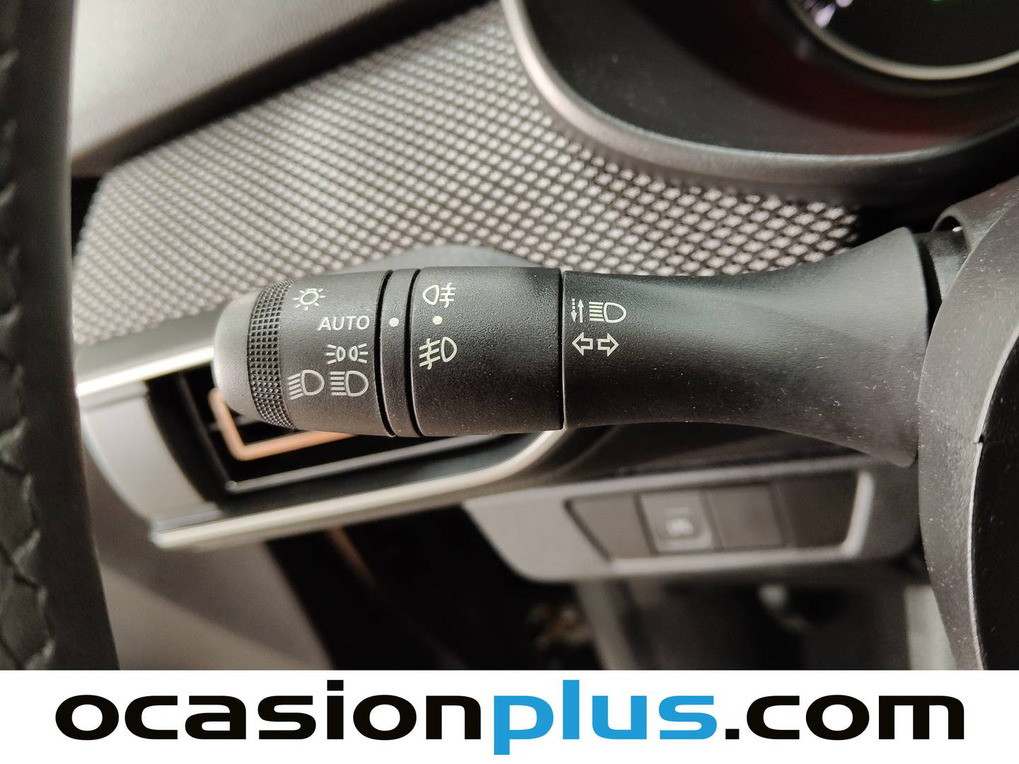 Equipamiento del Dacia Sandero Dacia Sandero Stepway Expression ECO-G (101 CV)