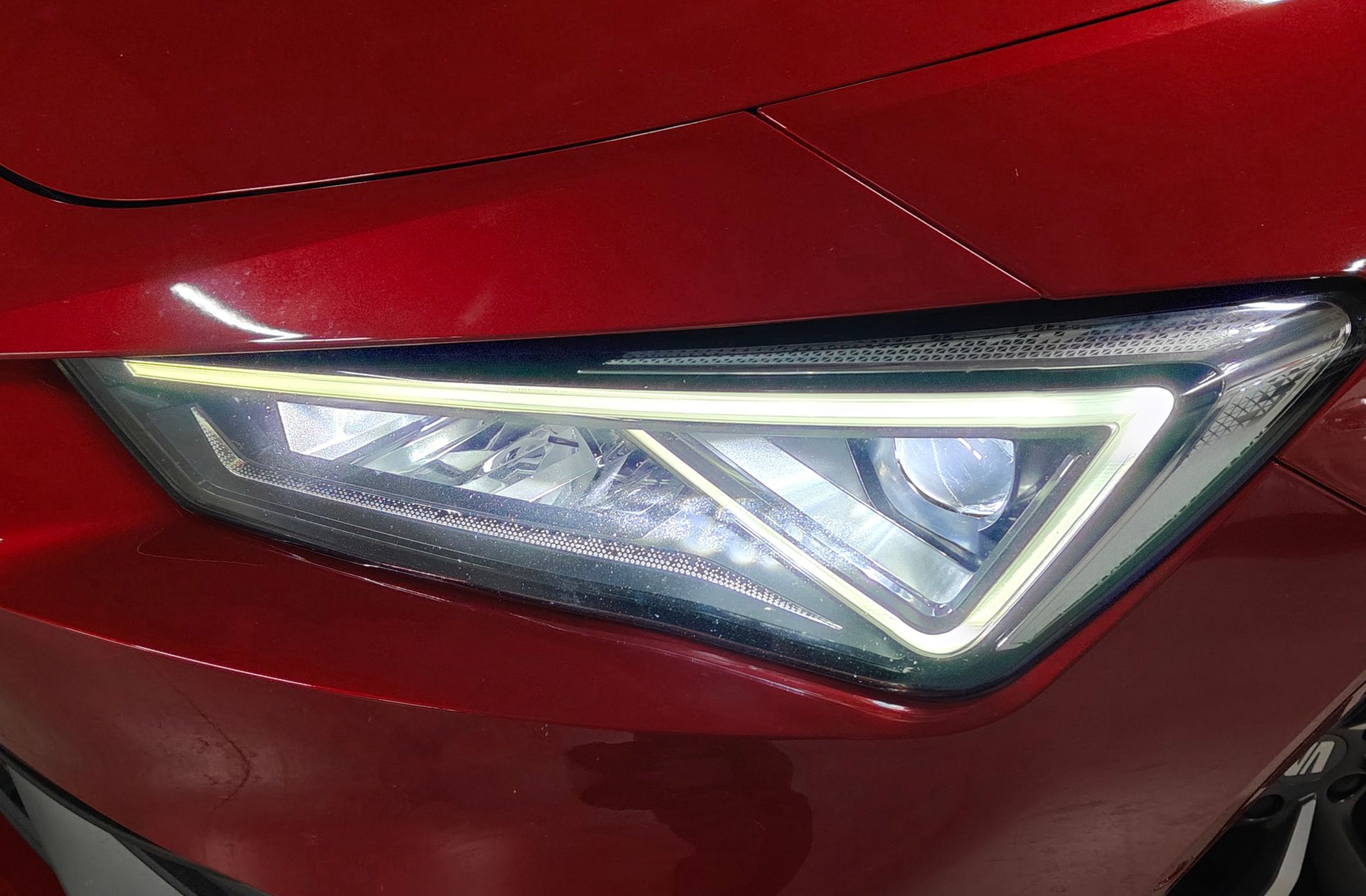 SEAT León 2.0 TDI FR Launch Pack L DSG - foto 14