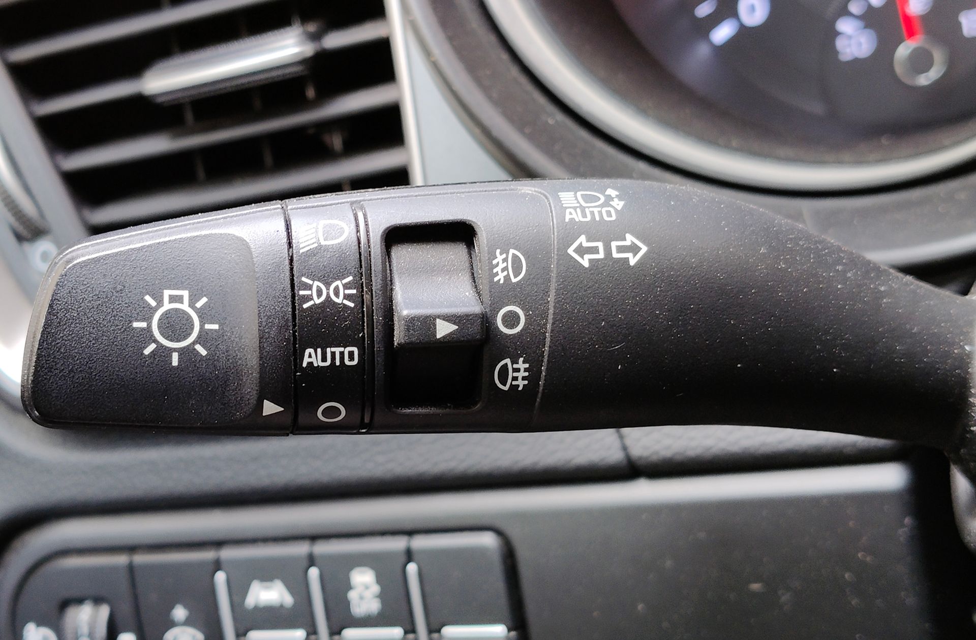 Kia XCeed 1.0 T-GDi Drive - foto 26