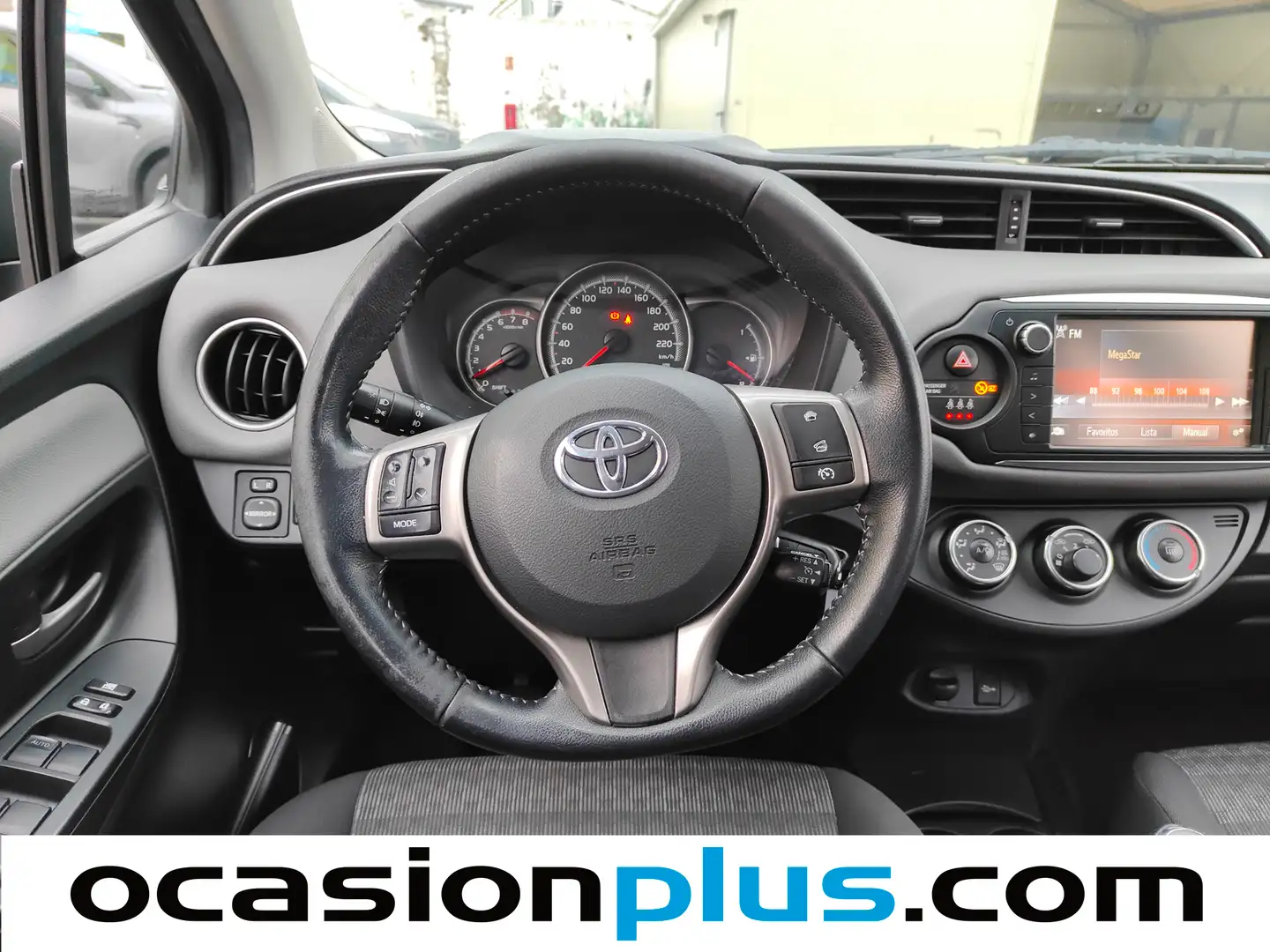 Foto Toyota Yaris Toyota Yaris 1.3 100 Active (99 CV)