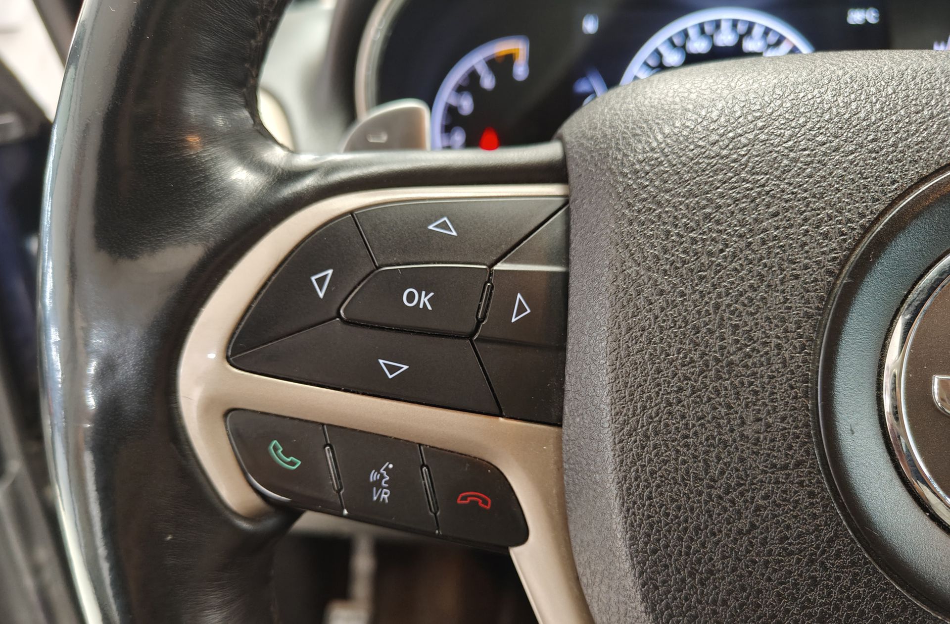 Jeep Grand Cherokee 3.0 V6 Diesel Limited - foto 25