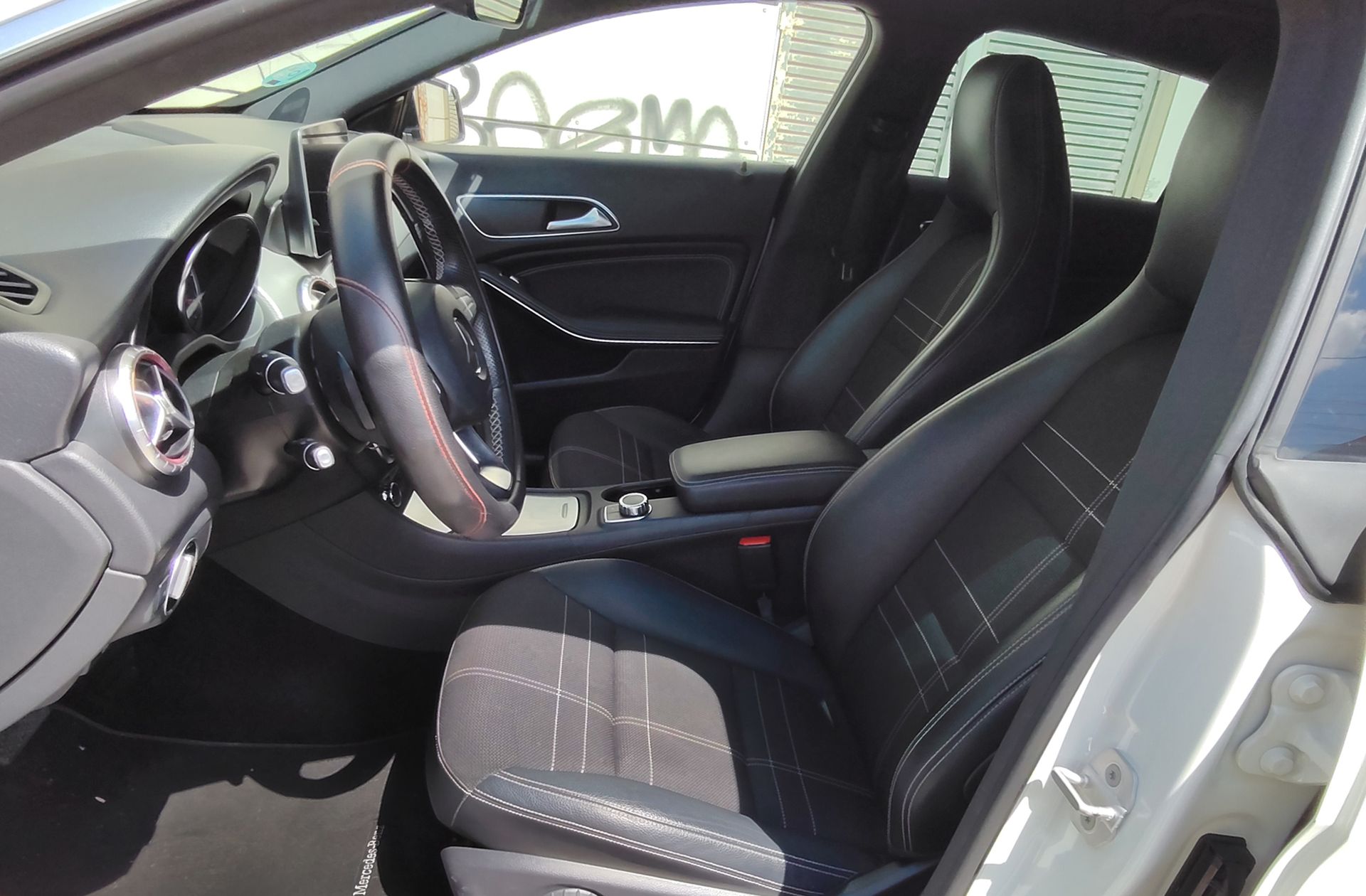 Mercedes-Benz CLA Shooting Brake 200 CDI Urban - foto 9