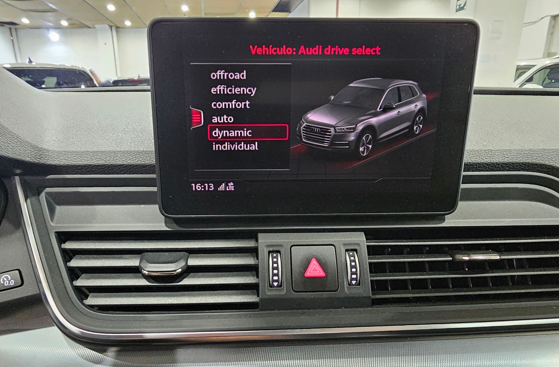 Audi Q5 S line 40 TDI quattro S tronic - foto 10