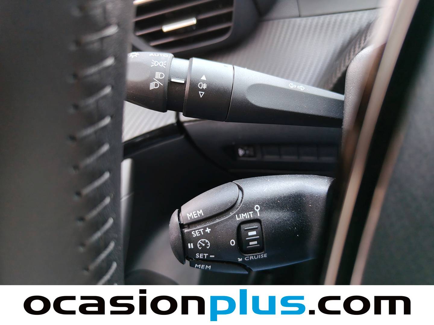 Acabados Peugeot 2008 Peugeot 2008 Allure Hybrid eDCS6 (145 CV)