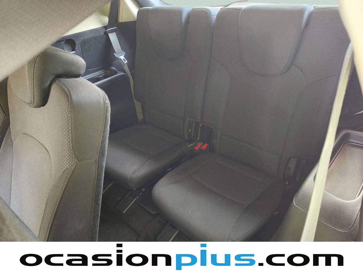 KIA Carens KIA Carens 1.7 CRDi VGT UEFA Euro2016 Eco-Dynamics (141 CV) 7 Plazas de ocasión