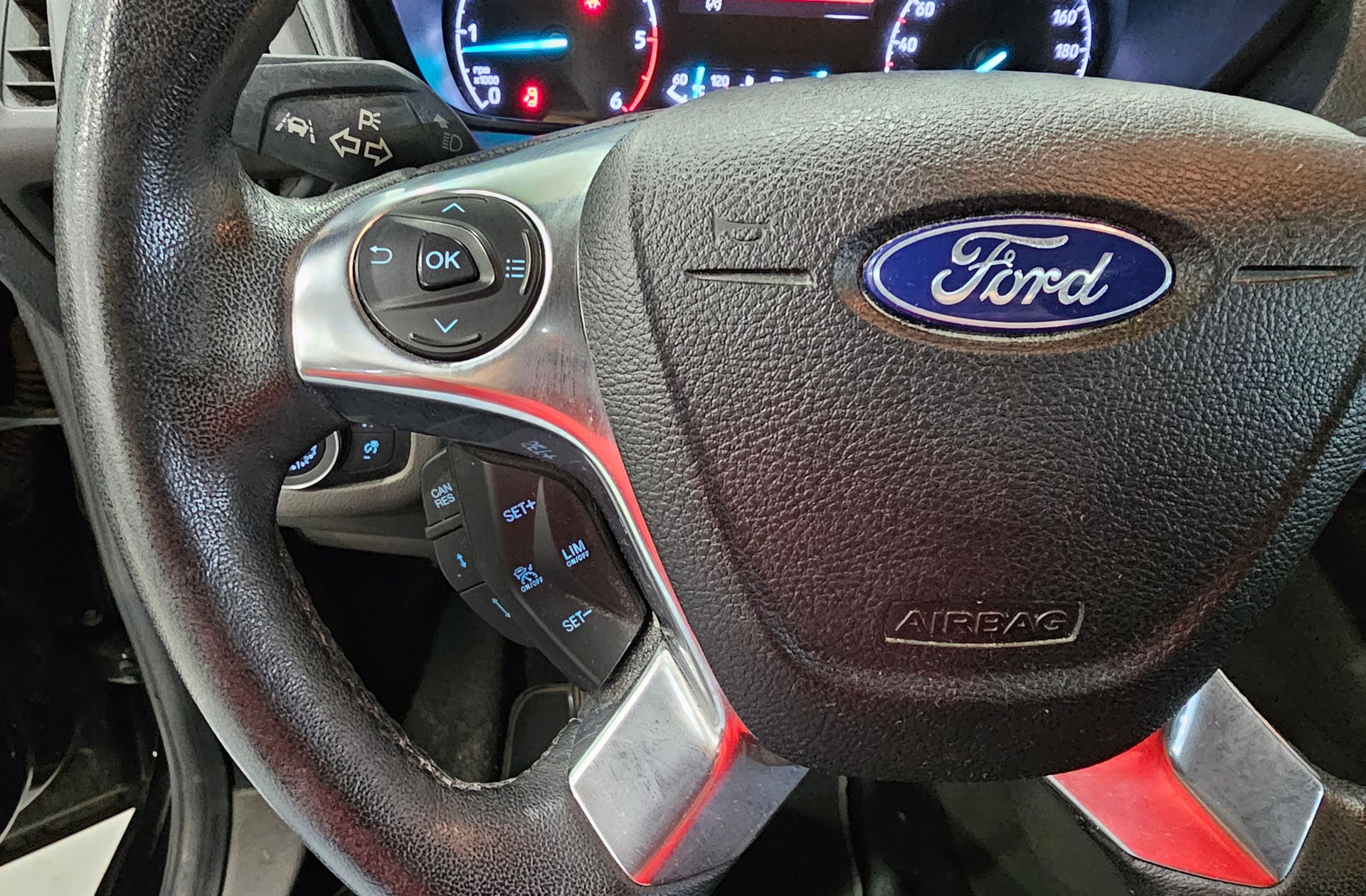 Ford Tourneo Connect 1.5 TDCi Titanium 7 plazas - foto 29