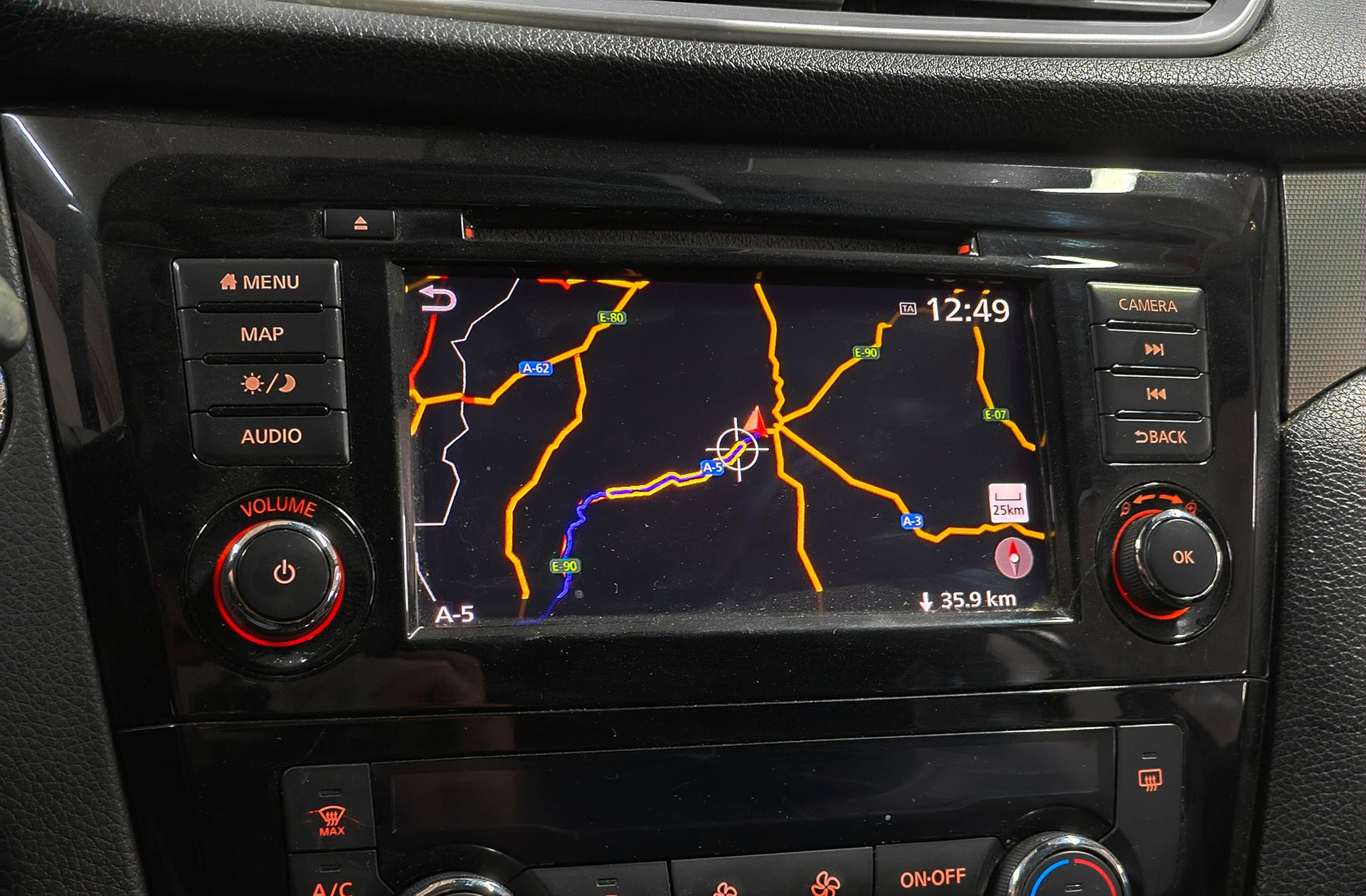 Nissan Qashqai DIG-T 160 N-Connecta 4x2 DCT - foto 6