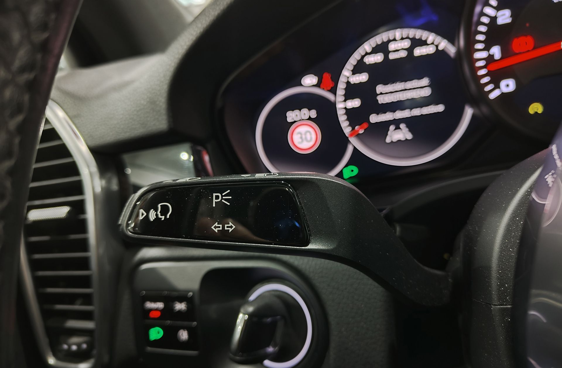 Porsche Cayenne - foto 31