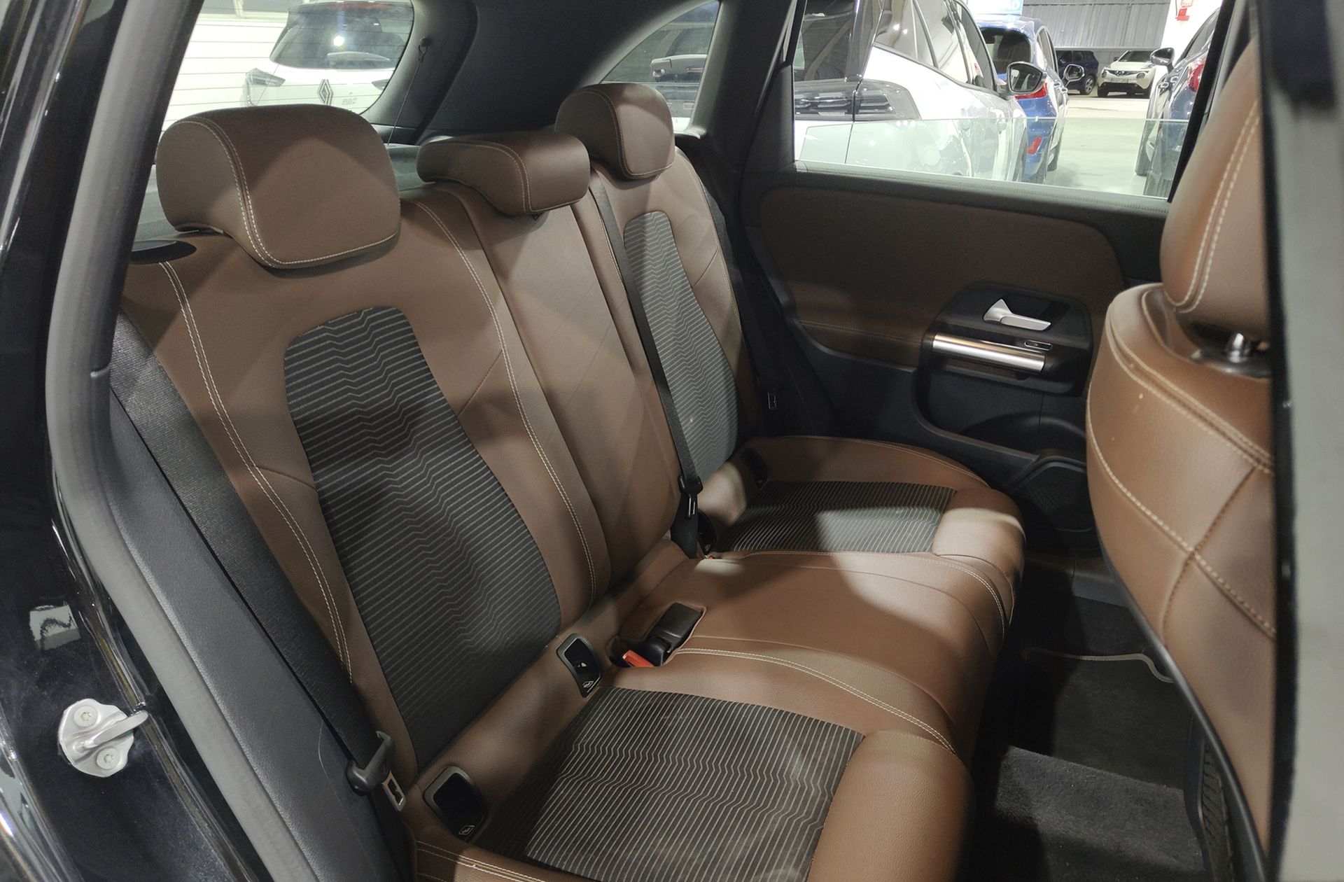 Mercedes-Benz Clase B B 180 d - foto 18