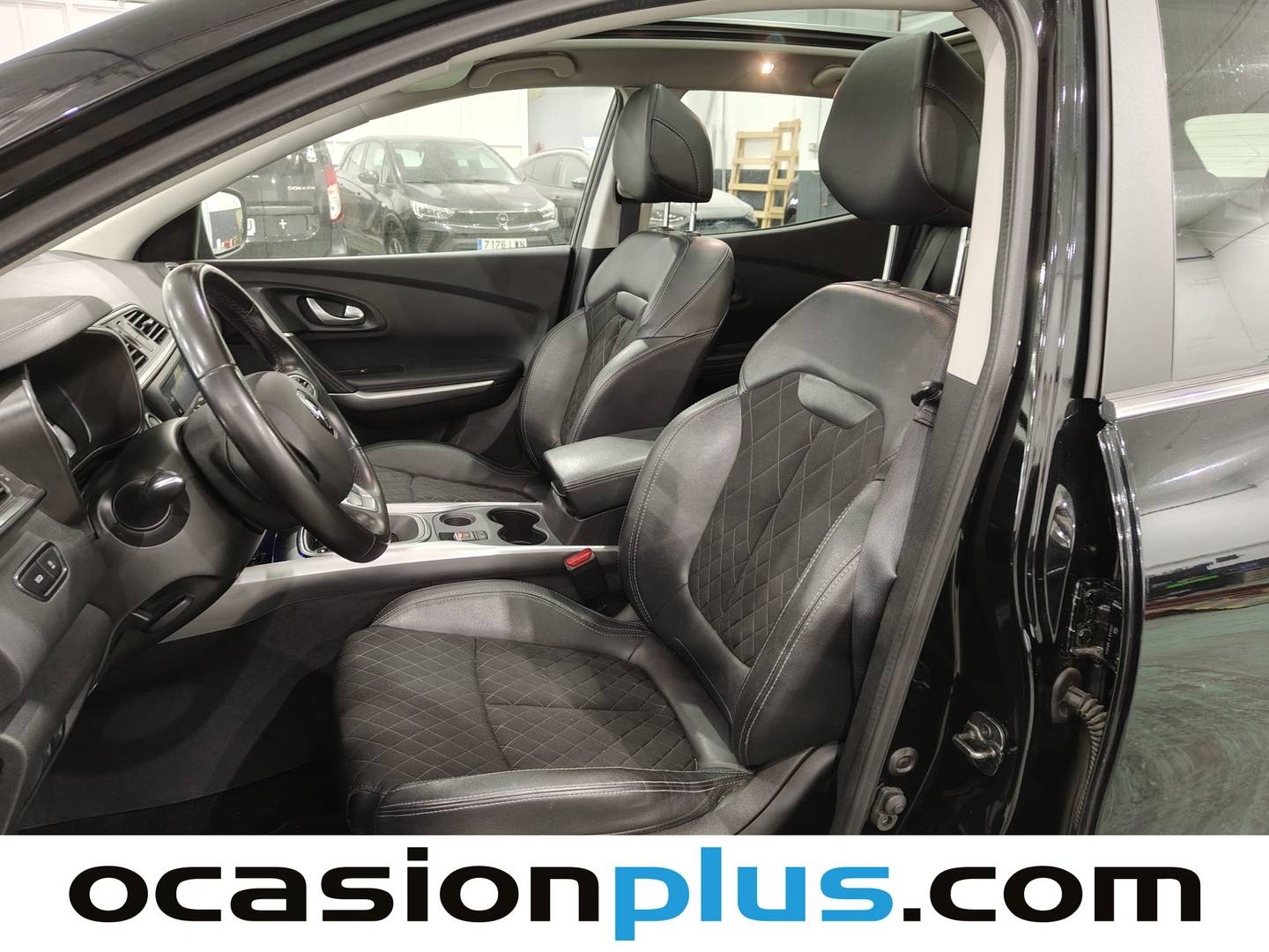 Foto asientos delanteros Renault Kadjar Renault Kadjar Zen TCe (140 CV) EDC