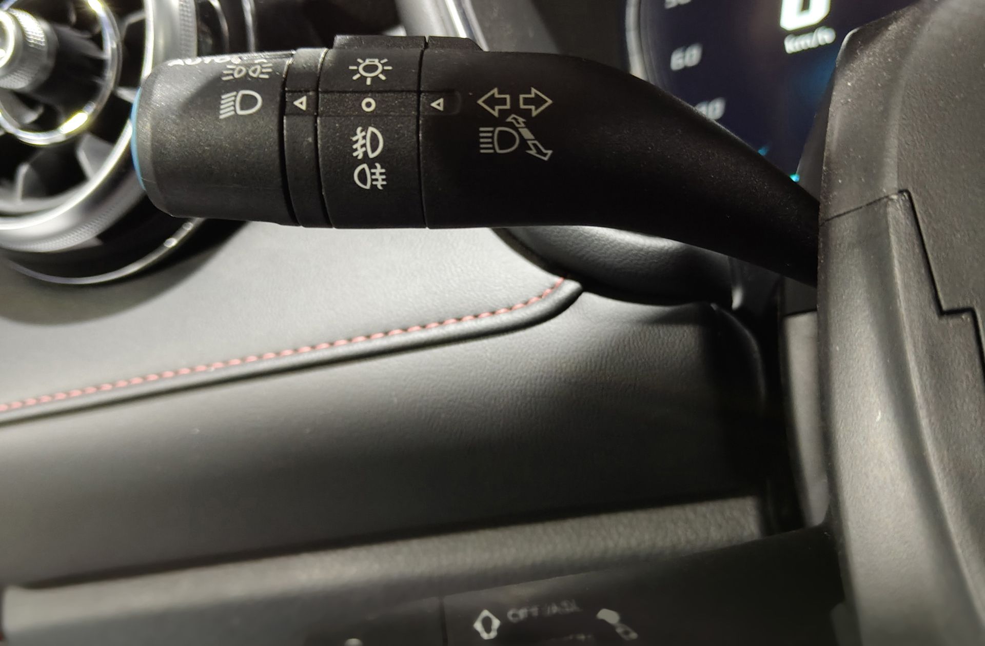 MG HS 1.5 Turbo GDI Comfort - foto 20