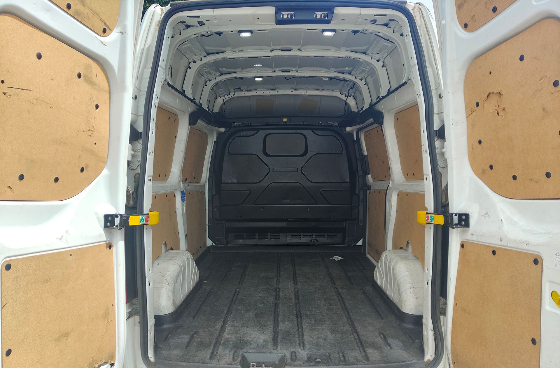 Ford Transit Custom Furgon 2.0 TDCi 280 L1 Trend - foto 11