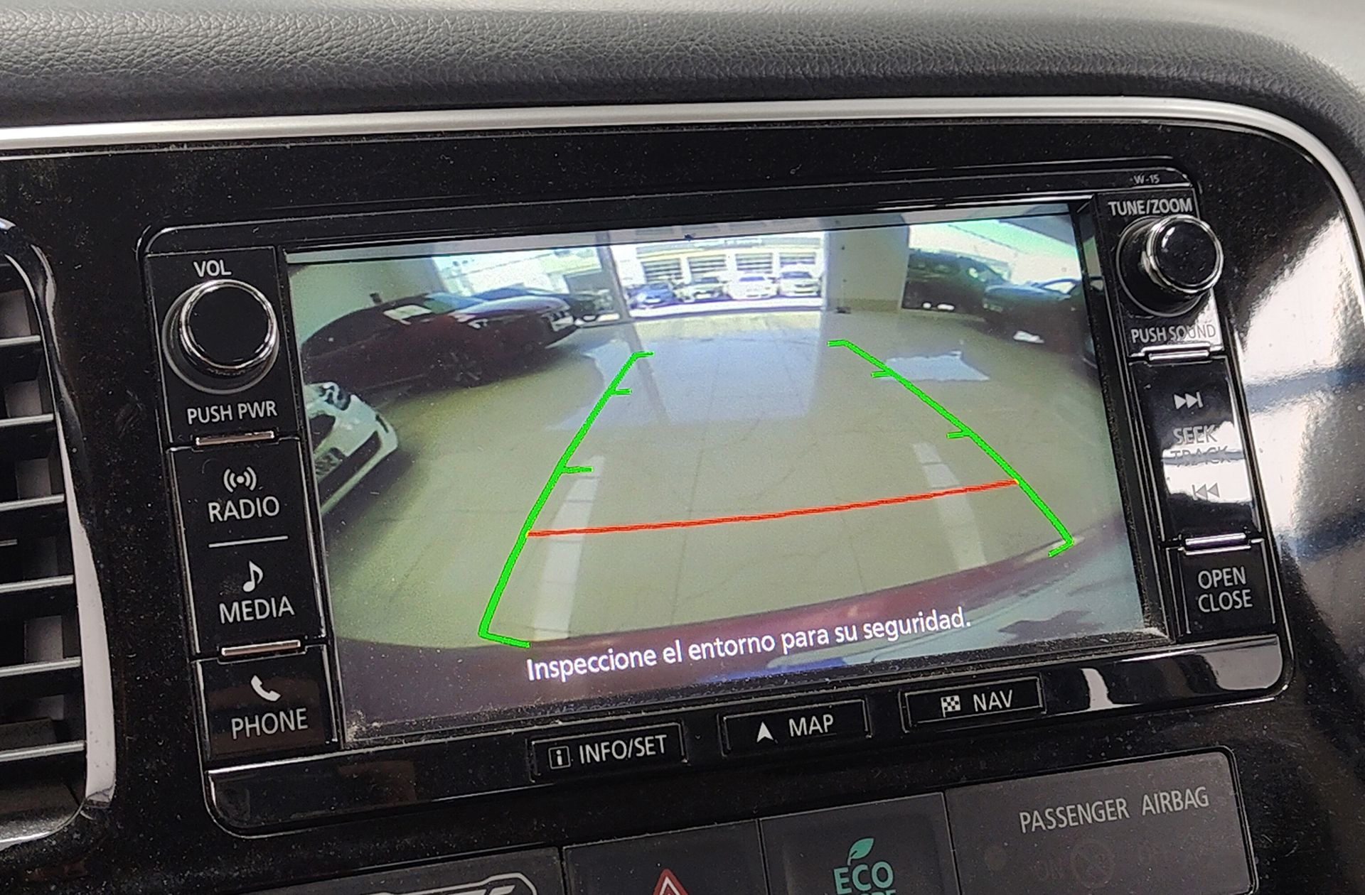 Mitsubishi Outlander 220 DI-D Motion 2WD 7 plazas - foto 9