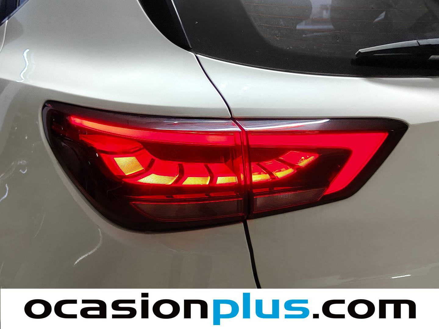 Foto MG ZS MG ZS 1.0T Luxury (111 CV)