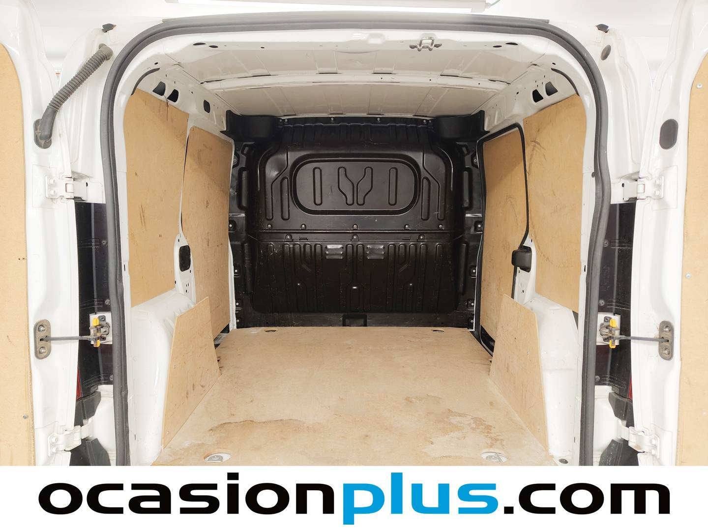 Foto Fiat Doblò Cargo Fiat Dobló Cargo Cargo 1.3 Multijet Base (95 CV)