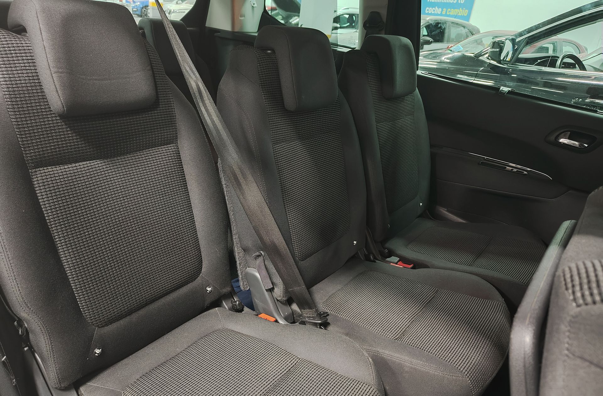 Peugeot 5008 1.2 PureTech Style 7 plazas - foto 14