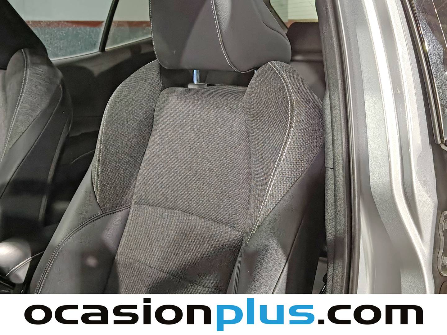 Extras y acabados del Toyota Corolla Toyota Corolla 1.8 125H Style E-CVT (122 CV)