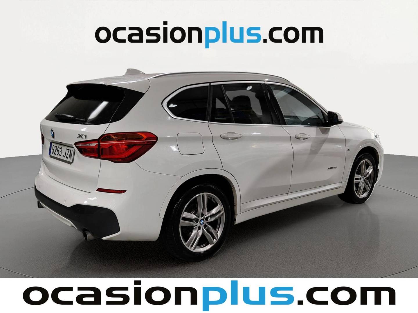 Foto trasera BMW X1 BMW X1 xDrive20d (190 CV) Pack M izquierda